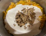 A picture of step 3 of Leftover Salmon-Mushroom Fettuccine Alfredo.