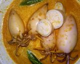 Foto langkah ke 5 dari resep Gulai cumi isi tahu.