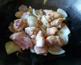 Foto langkah ke 4 dari resep 35. Ayam Bombay Kecap.