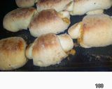 A picture of step 18 of Spanish filled bread.