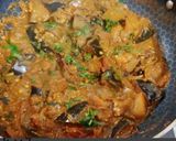 A picture of step 6 of Curd brinjal gravy.