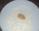 Foto del paso 3 de la receta: Croquetas de salmón ahumado, olivas y surimi