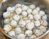 Foto langkah ke 4 dari resep Bakso Ayam (Gluten Free, Egg Free, Flour less).