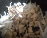 Foto del paso 3 de la receta: Pollo con verduras bañada en salsa bechamel