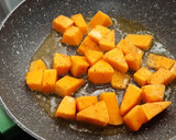Foto del paso 6 de la receta: Garbanzos con calabaza especiada y costillas