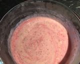 A picture of step 4 of Strawberry kheer.