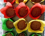 Foto del passaggio 16 della ricetta Muffin al cioccolato e amaretti