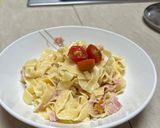 A picture of step 7 of Pasta with Cream, Ham, and Sautéed Bell Pepper (Al Dente).