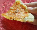 Foto langkah ke 8 dari resep Pizza Tipis.