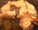 Foto del passaggio 3 della ricetta Piatto filippino: 'Adobo' di pollo brasato