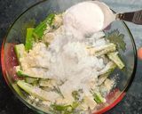 A picture of step 2 of Besani bhindi fry.