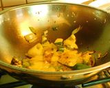A picture of step 4 of Bell pepper stuffed with dal rice.