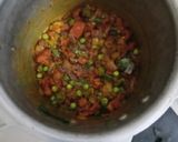 A picture of step 5 of Oats Masala khichdi.
