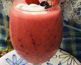 Tripe Berry Smoothie recipe step 1 photo