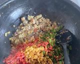 A picture of step 4 of Egg Fried rice.