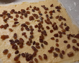Foto del paso 4 de la receta: Caracolas de crema y pasas