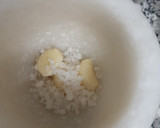 Foto del paso 1 de la receta: Conejo al salmorejo con papas
