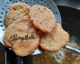 A picture of step 3 of Mathri.