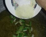Foto langkah ke 5 dari resep Seblak kuah campur sari.