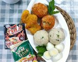 Foto langkah ke 5 dari resep Bola-bola nasi uduk.