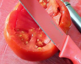 Foto del paso 1 de la receta: Tomates asados al horno, rellenos de pulpos en salsa de ostras