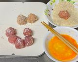 A picture of step 3 of Mozzarellas Pork Balls.
