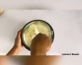 A picture of step 4 of 25 pcs Vanilla Cupcakes.