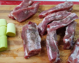 Foto del paso 2 de la receta: Costillas guisadas a fuego lento, con brócoli y maíz