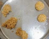 A picture of step 4 of Til Ke Ladoo.