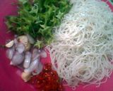 Foto langkah ke 1 dari resep Pastel goreng kriuuk step by step.