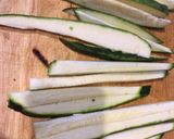 Foto del paso 2 de la receta: Palitos de zapallo italiano 🇮🇹
