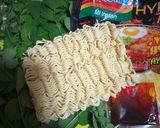 Foto langkah ke 1 dari resep Mie Geprek Kelor Instan.