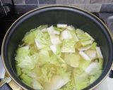 Foto langkah ke 3 dari resep Sup Miso Egg Tofu, Enoki dan Sawi Putih.