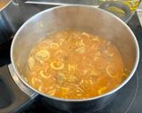 Foto del paso 5 de la receta: Arroz meloso mar y montaña (de pollo y chipirones 🦑)