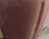 Foto del paso 2 de la receta: Leche de frutilla con chía