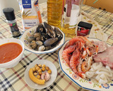 Foto del paso 1 de la receta: Zarzuela de pescado y marisco en un plis plas