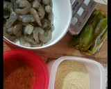 Foto del paso 1 de la receta: Camarones rellenos de queso crema y chile