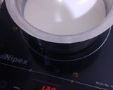 A picture of step 7 of Panna Cotta.