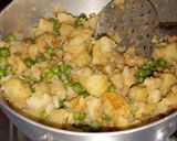 A picture of step 2 of Stuffed bati.