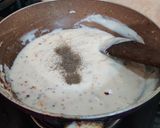 A picture of step 5 of Pasta in White Sauce.