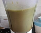 A picture of step 3 of Matar  mint soup green pea soup.