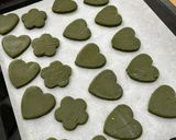 Hình bước làm 4 của món Bánh Quy Bơ Trà Xanh (Matcha Butter Cookies)