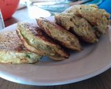 Foto del paso 3 de la receta: Buñuelos de lechuga