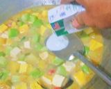 Foto langkah ke 7 dari resep Lodeh Labu Kentang Tahu.