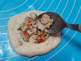 Roti Goreng isi Ayam Sayur