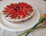 Csokis-epres desszert kekszalappalđđ« recept fĂĄzis 5 fotĂłja