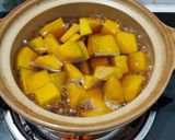 Hình bước làm 6 của món BÍ ĐỎ HẦM (MÓN PHỤ BÊN NHẬT)