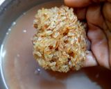 A picture of step 2 of Karela vadi matta/ red rice.