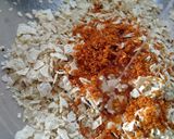 उडदाच्या पापडचा चुरा (uddachya papadcha chura recipe in marathi) रेसिपी स्टेप 2 फोटो
