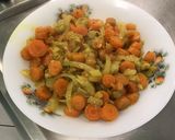 Une image de l'étape 15 de Carottes et fenouil au bouillon ail curcuma et thym du jardin.